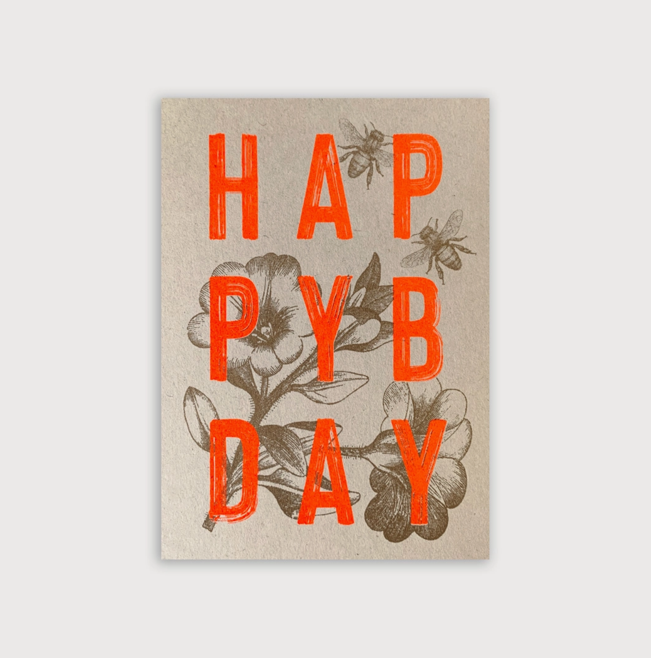 Postkarte / Typo / Happy B-Day / Pflanzenfarbe / Ökopapier