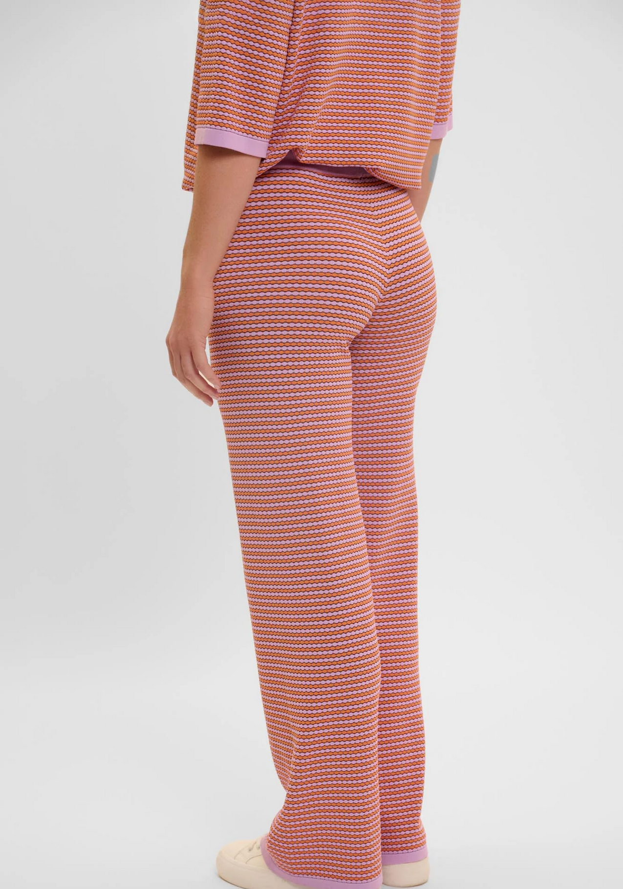Hose Ariana