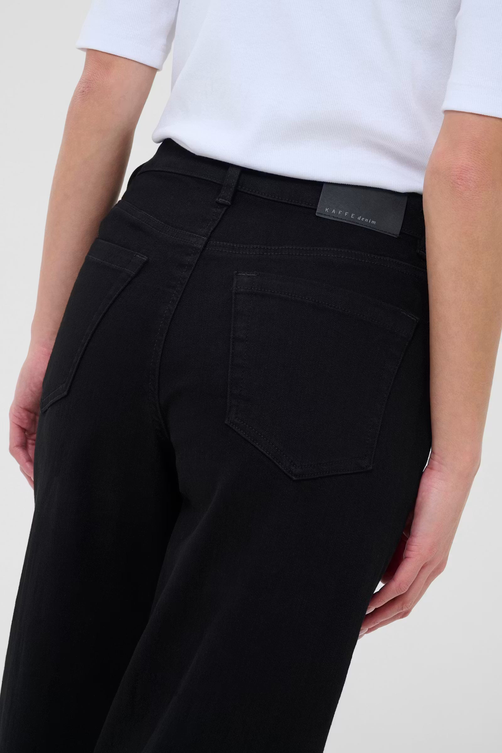 Meadow HW Regular Fit Jeans