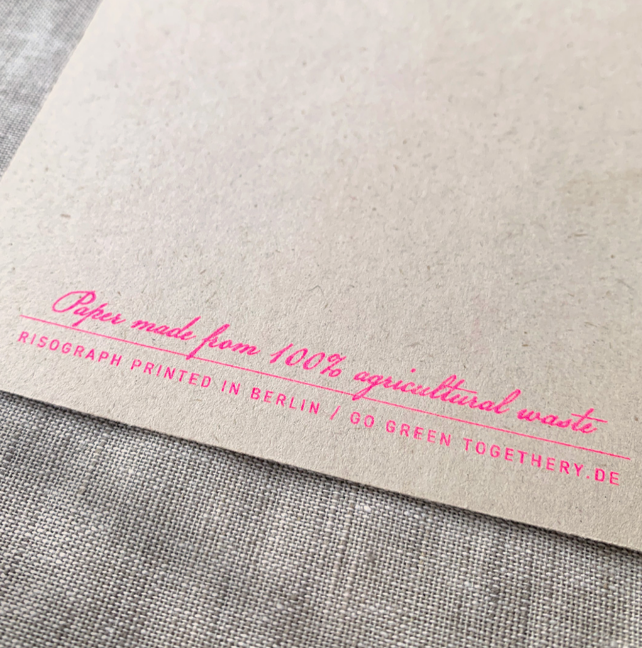 Postkarte / Granatapfel-Frucht / Pflanzenfarbe / Ökopapier