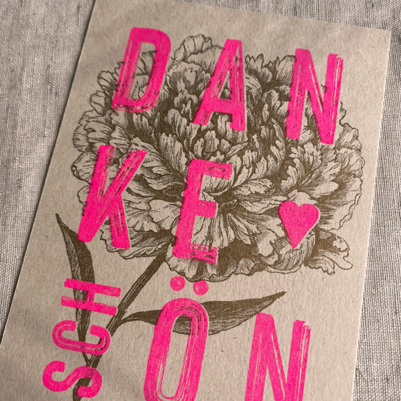 Postkarte / Typo / Dankeschön / Pflanzenfarbe / Ökopapier